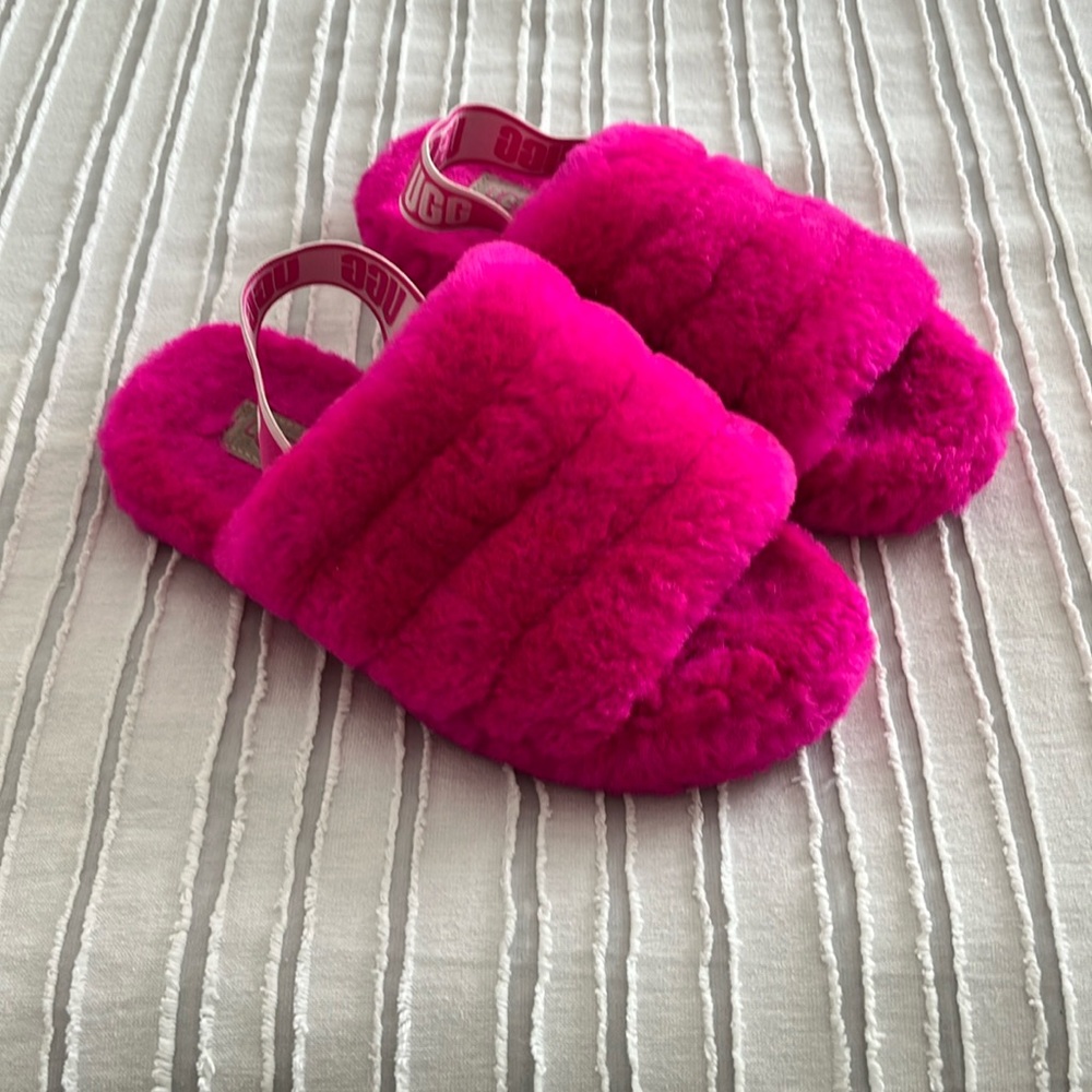 SOLD Like new fur ugg slippers